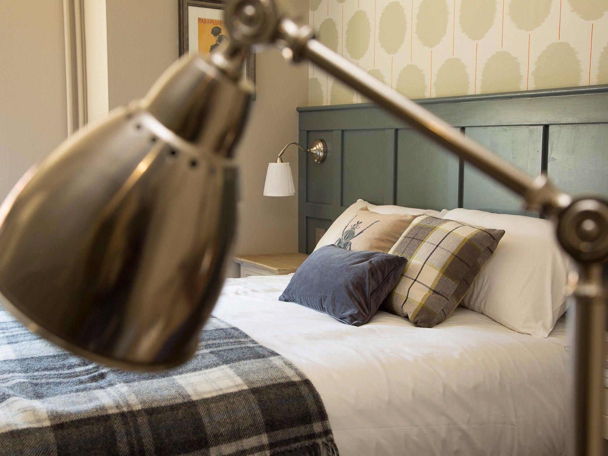 Hotel The Carnarvon Arms Newbury  Esterno foto