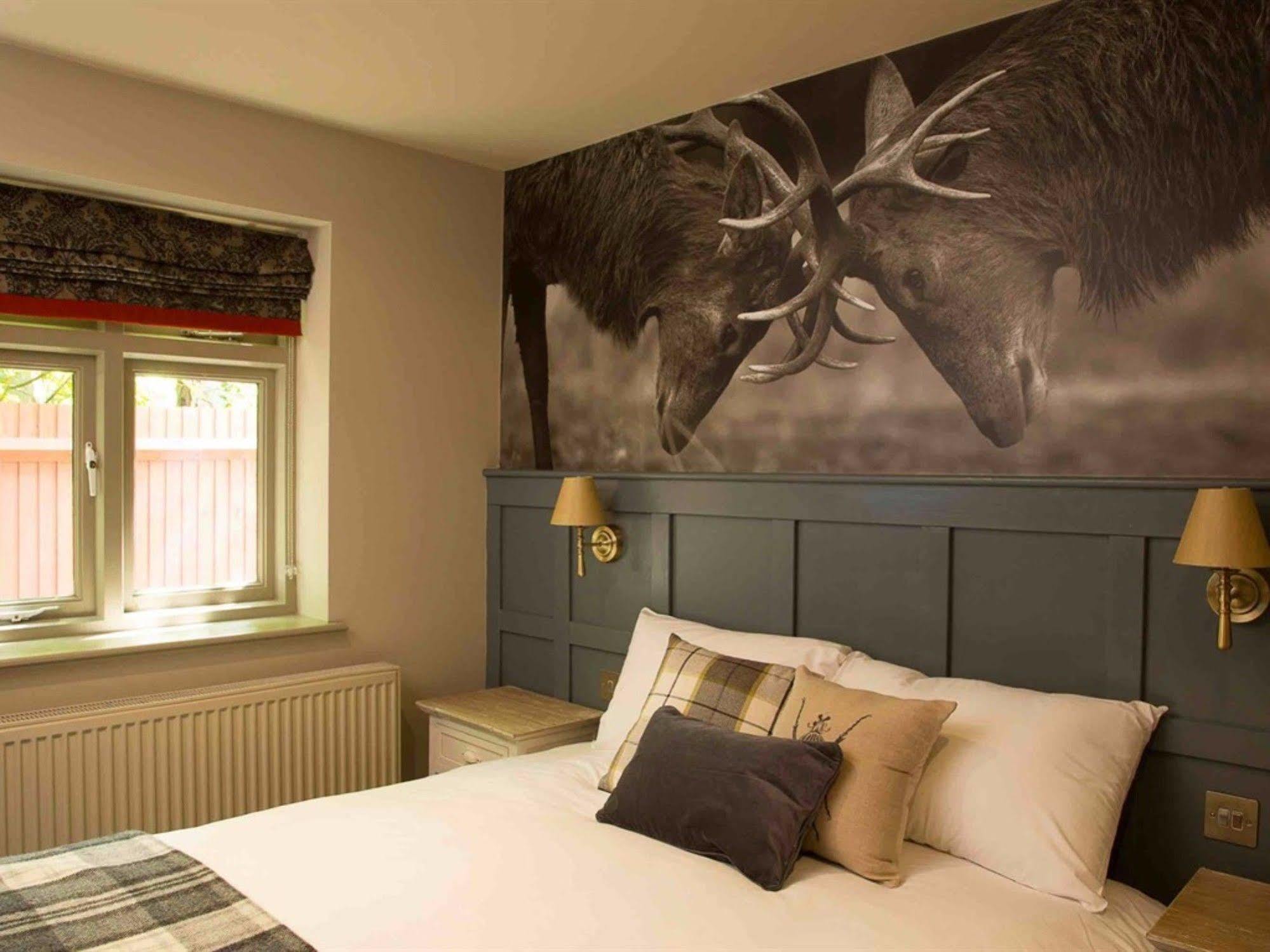 Hotel The Carnarvon Arms Newbury  Esterno foto