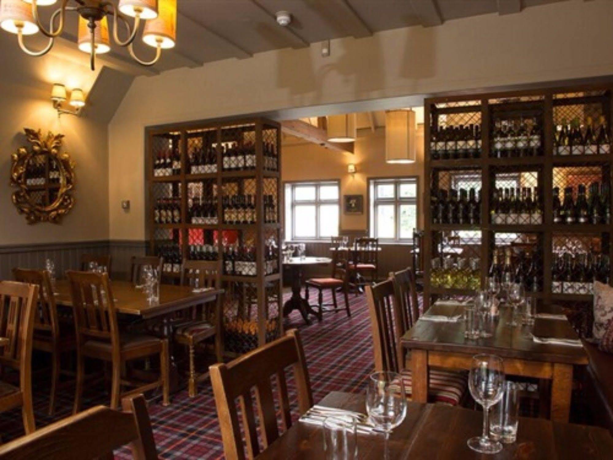 Hotel The Carnarvon Arms Newbury  Esterno foto