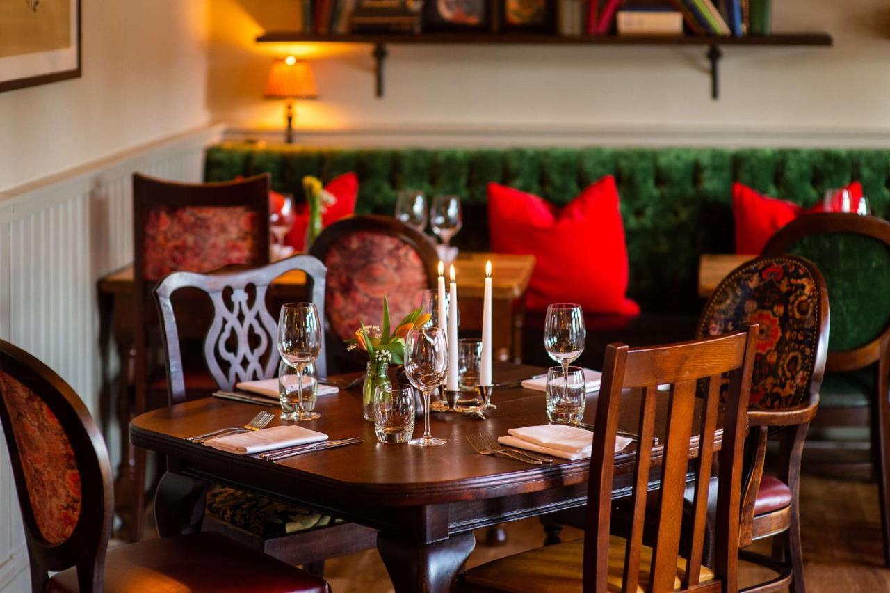 Hotel The Carnarvon Arms Newbury  Esterno foto