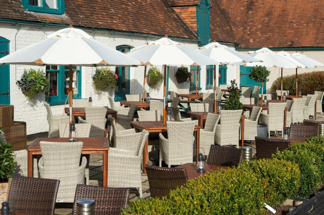 Hotel The Carnarvon Arms Newbury  Esterno foto
